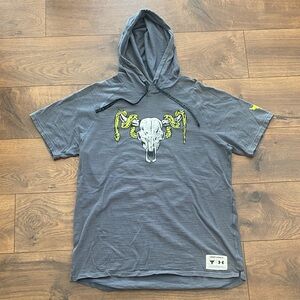 Under Armour Project Rock Skull Charged Hooded Short Sleeve Cotton Shirt Size M